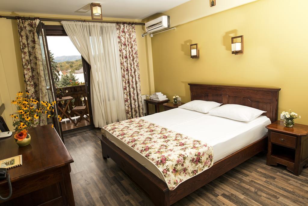 Pensiunea Siva 3* Horezu